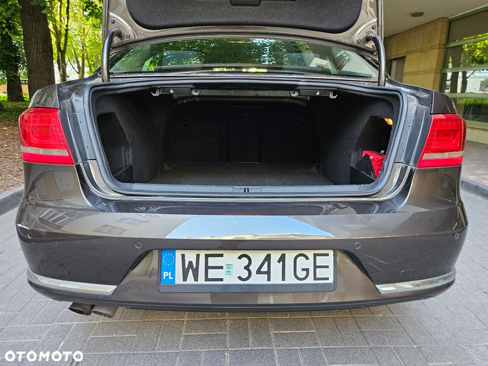 Volkswagen Passat 1.4 TSI BMT Comfortline DSG - 12