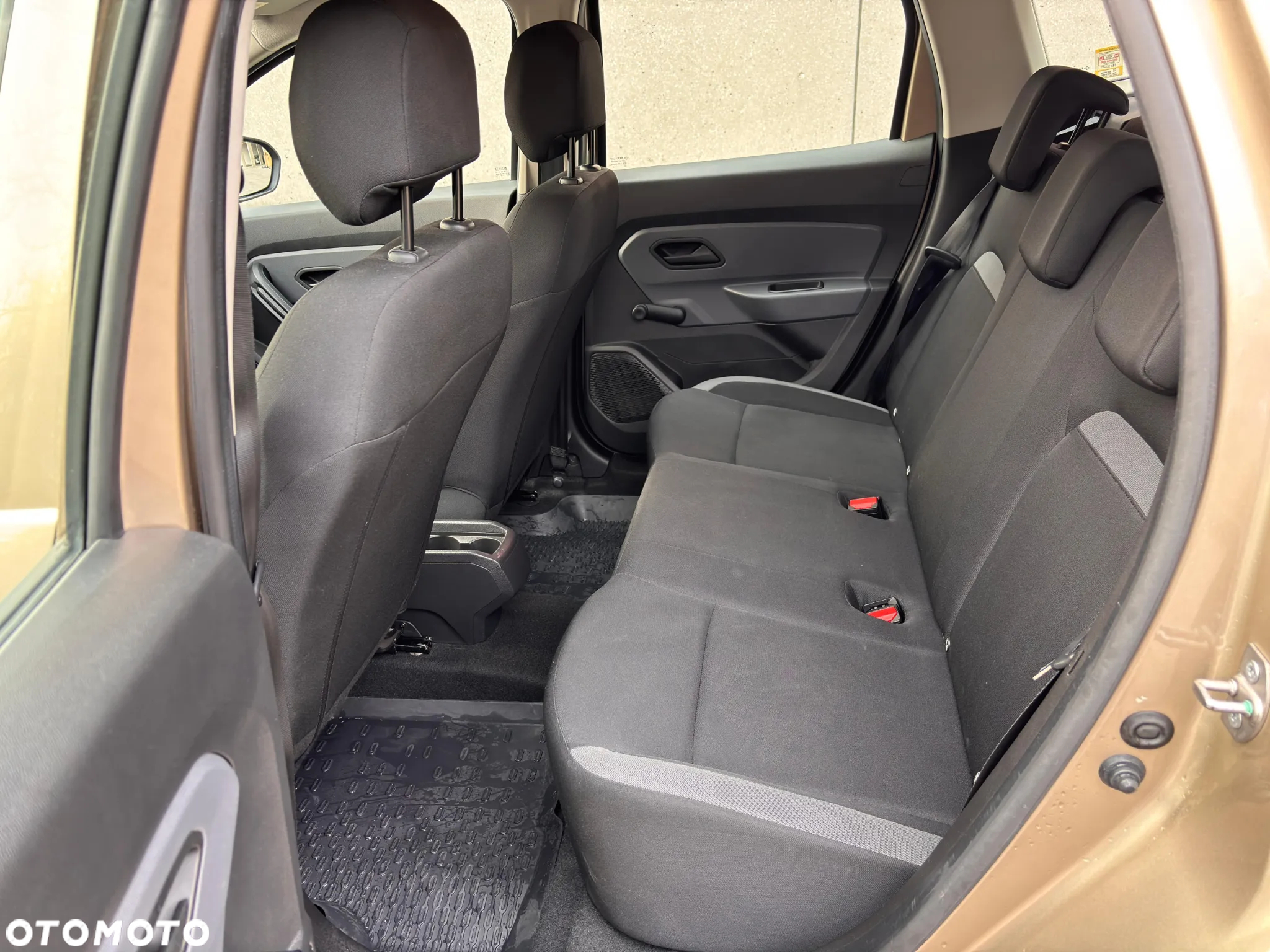 Dacia Duster 1.0 TCe Essential - 9