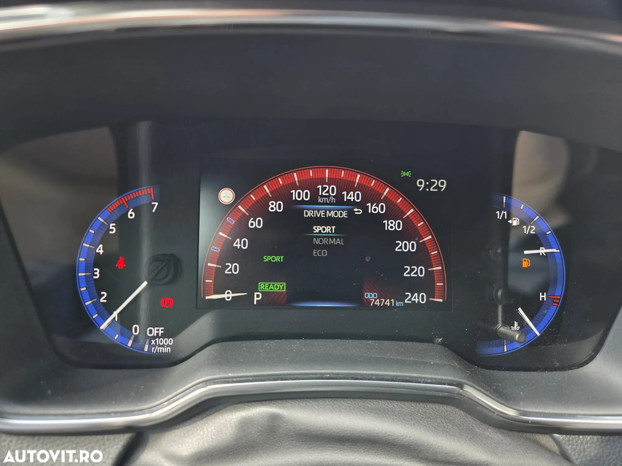 Toyota Corolla 1.8 HSD Dynamic - 14