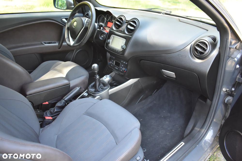 Alfa Romeo Mito 0.9 8V Turbo Twinair Super - 8