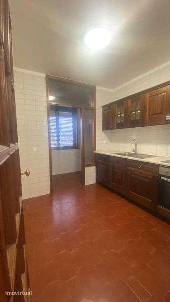 Apartamento T1 arrendamento - Grande imagem: 2/10