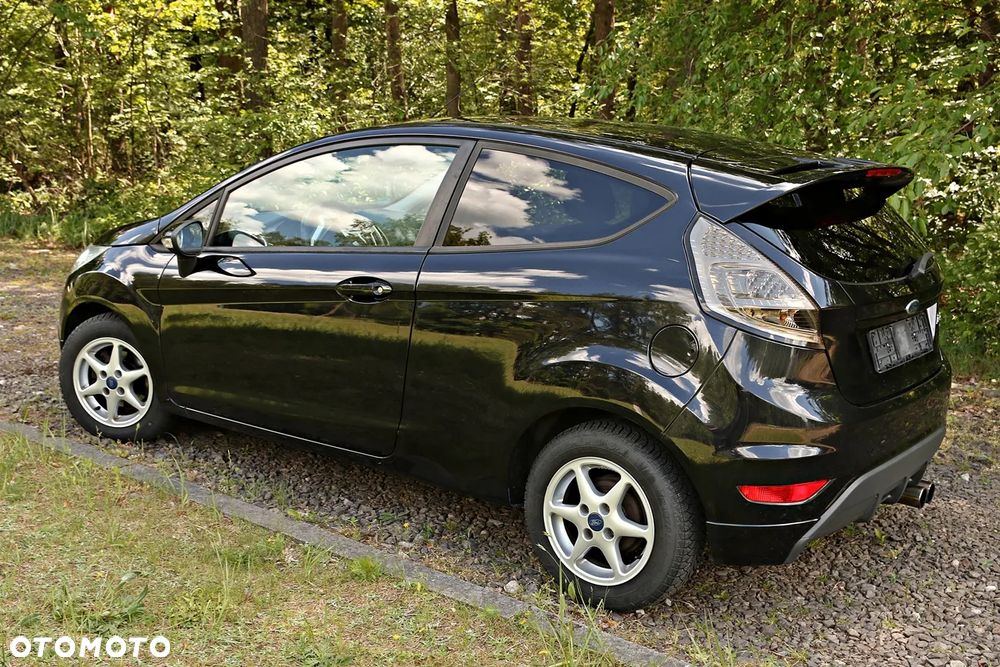 Ford Fiesta 1.4 Sport - 29