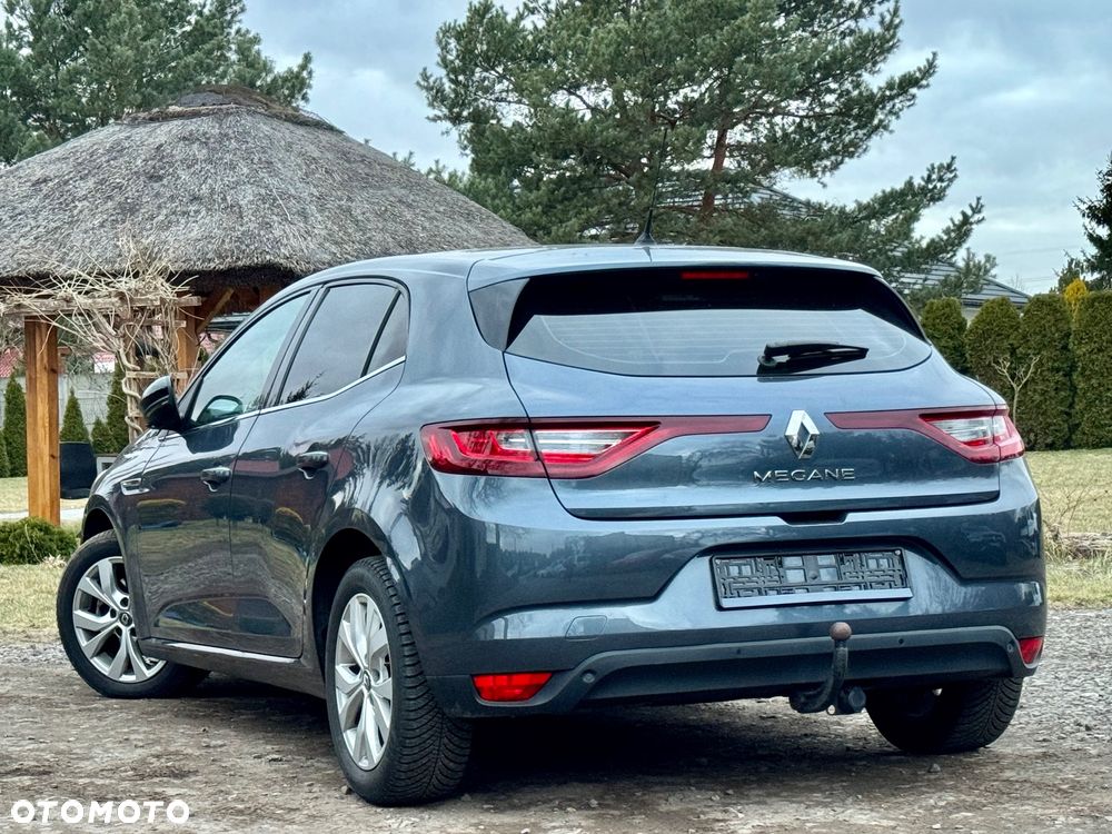 Renault Megane TCe 115 GPF LIMITED - 8