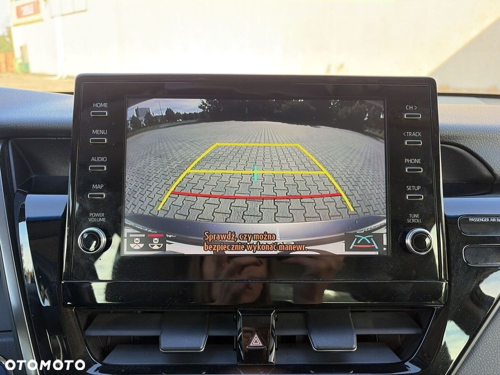 Toyota Camry 2.5 Hybrid Executive CVT - 23