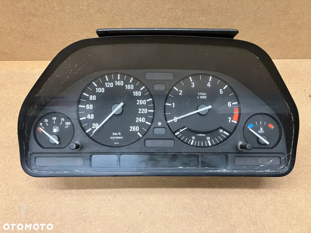 LICZNIK BMW E32 M60 V8 LIFT E34 DUŻE OBC E34 RARYTAS PIXELE OK 8356031 8359217 - 1