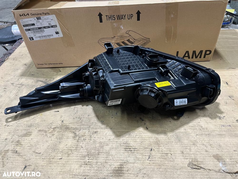 Far dreapta 92102A2220 kia ceed 2012-2018 - 6