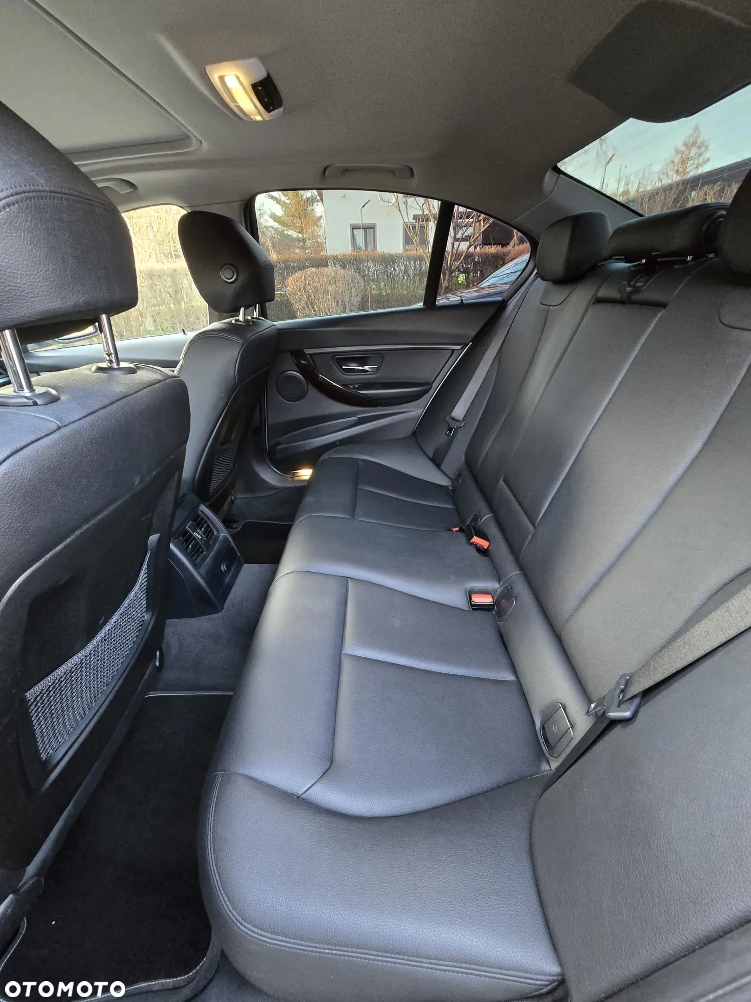 BMW Seria 3 328i Touring xDrive Sport-Aut Luxury Line - 11