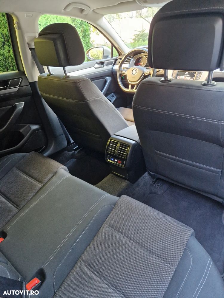 Volkswagen Passat Variant 1.6 TDI (BlueMotion Technology) Comfortline - 8