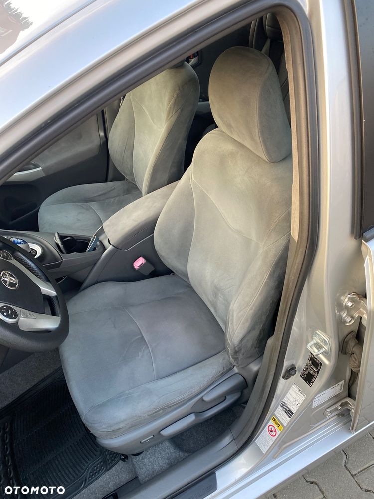 Toyota Prius - 8