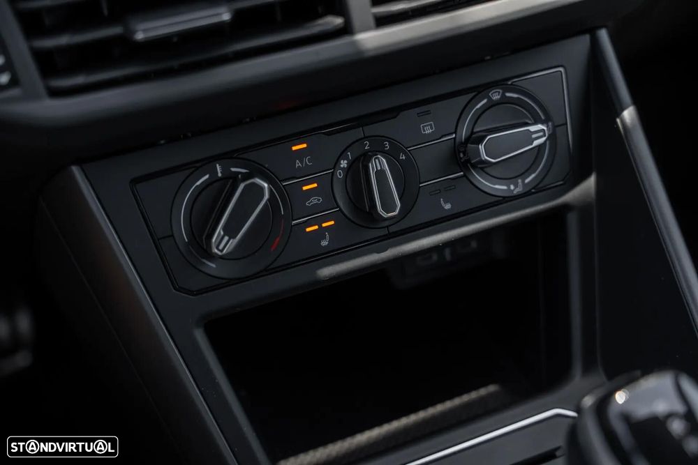 VW Taigo 1.0 TSI OPF DSG R-Line - 17
