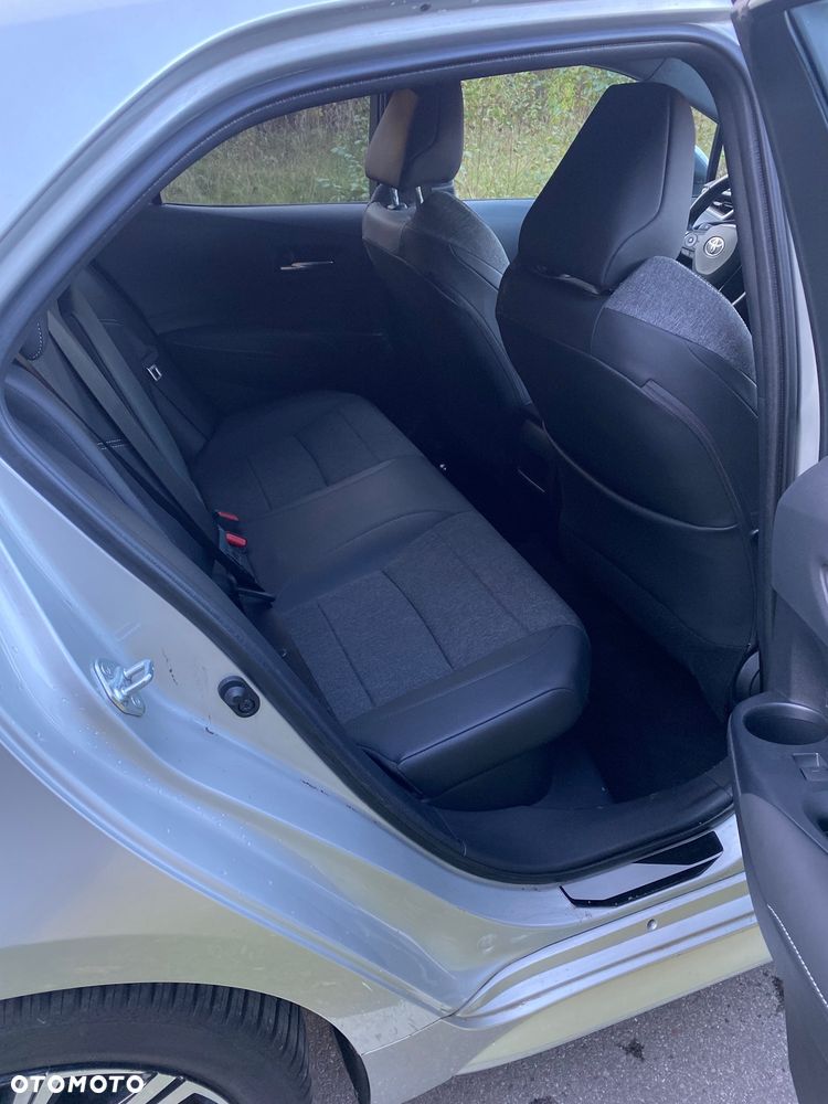 Toyota Corolla 1.8 Hybrid Comfort - 11