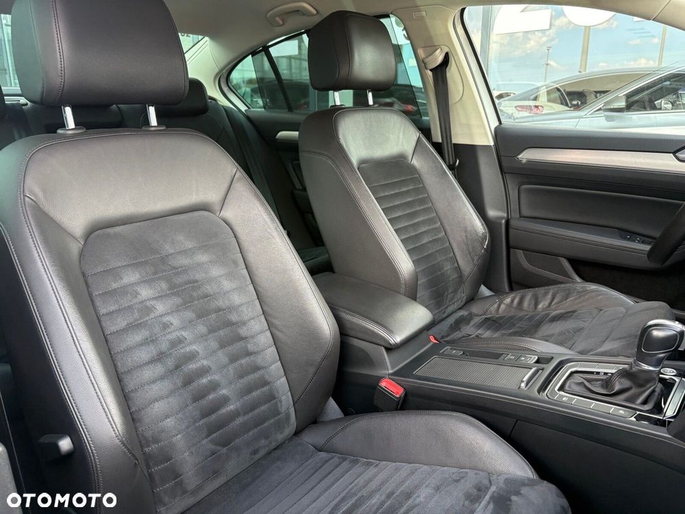 Volkswagen Passat - 19