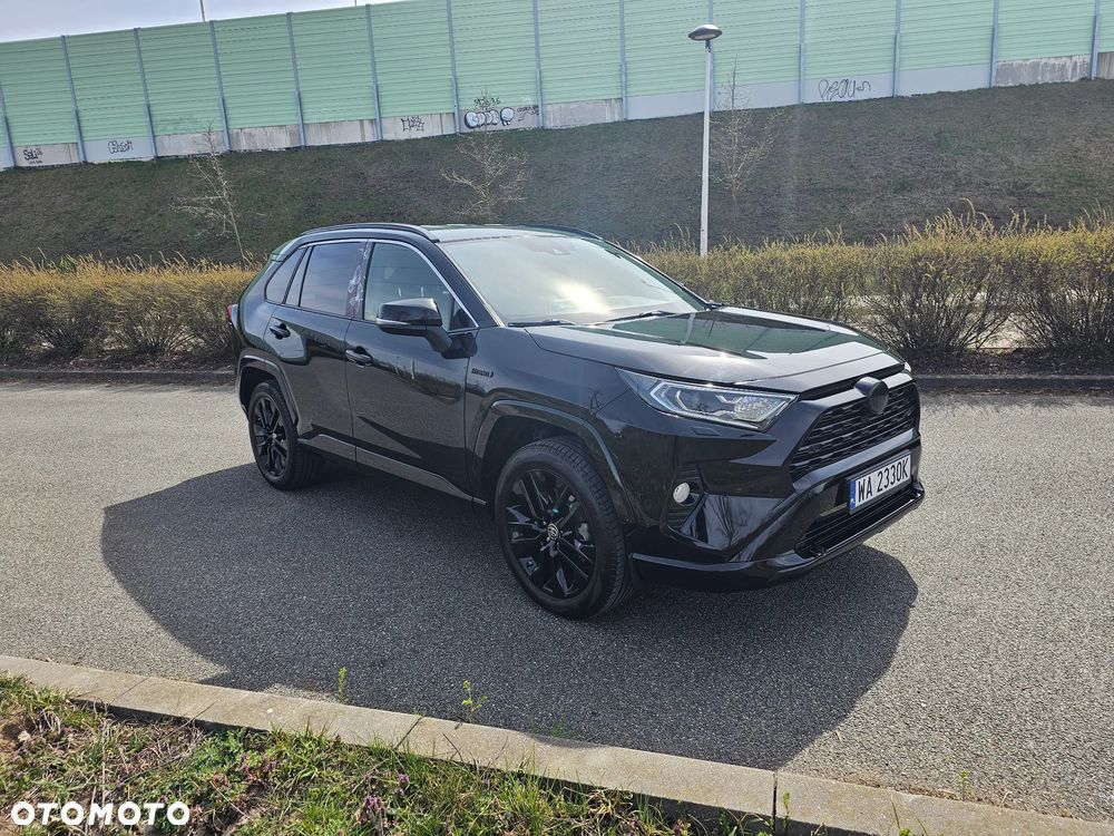 Toyota RAV4 2.5 Hybrid Black Edition by JBL 4x4 - 2