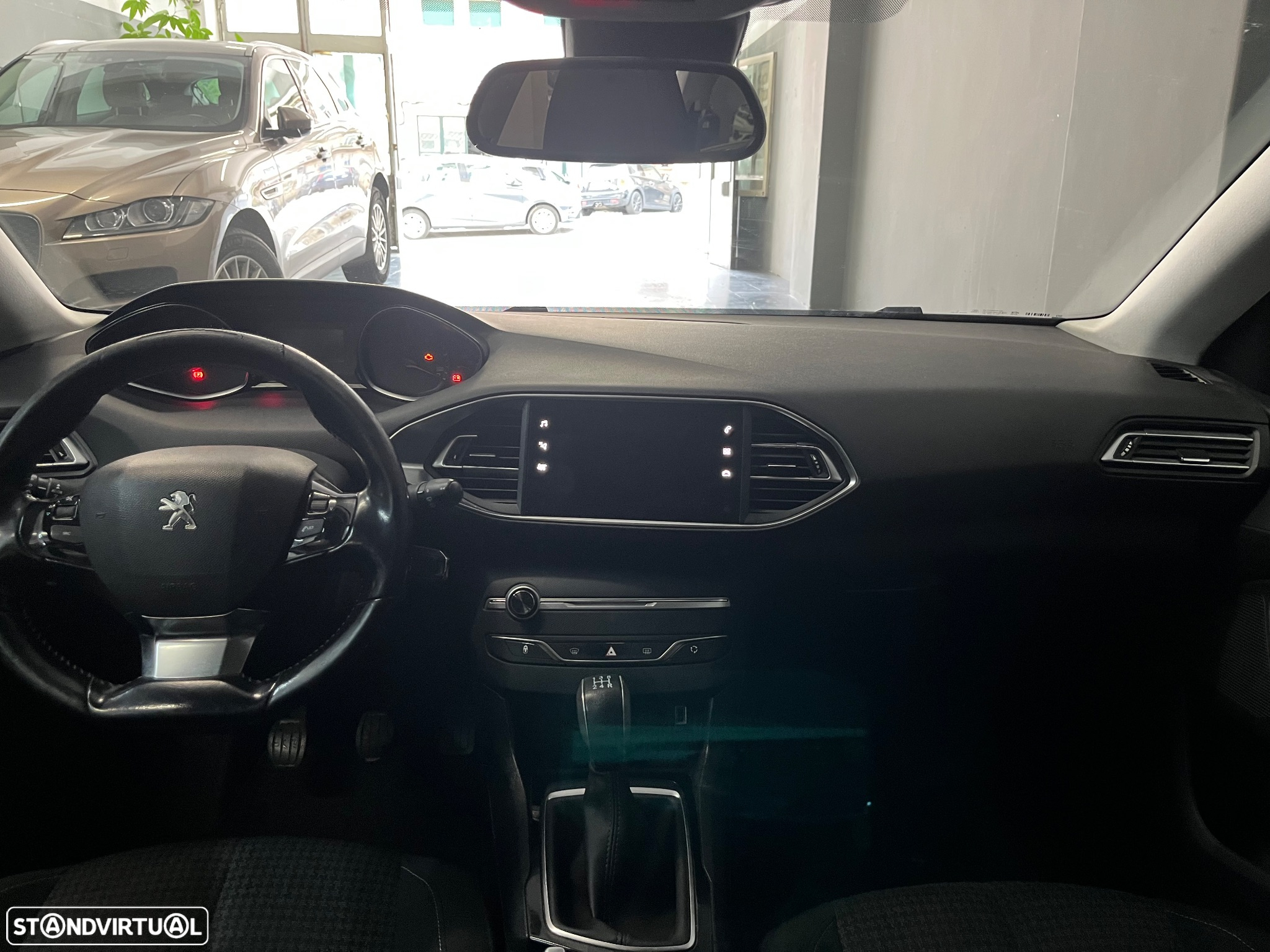 Peugeot 308 SW 1.6 BlueHDi Active - 26
