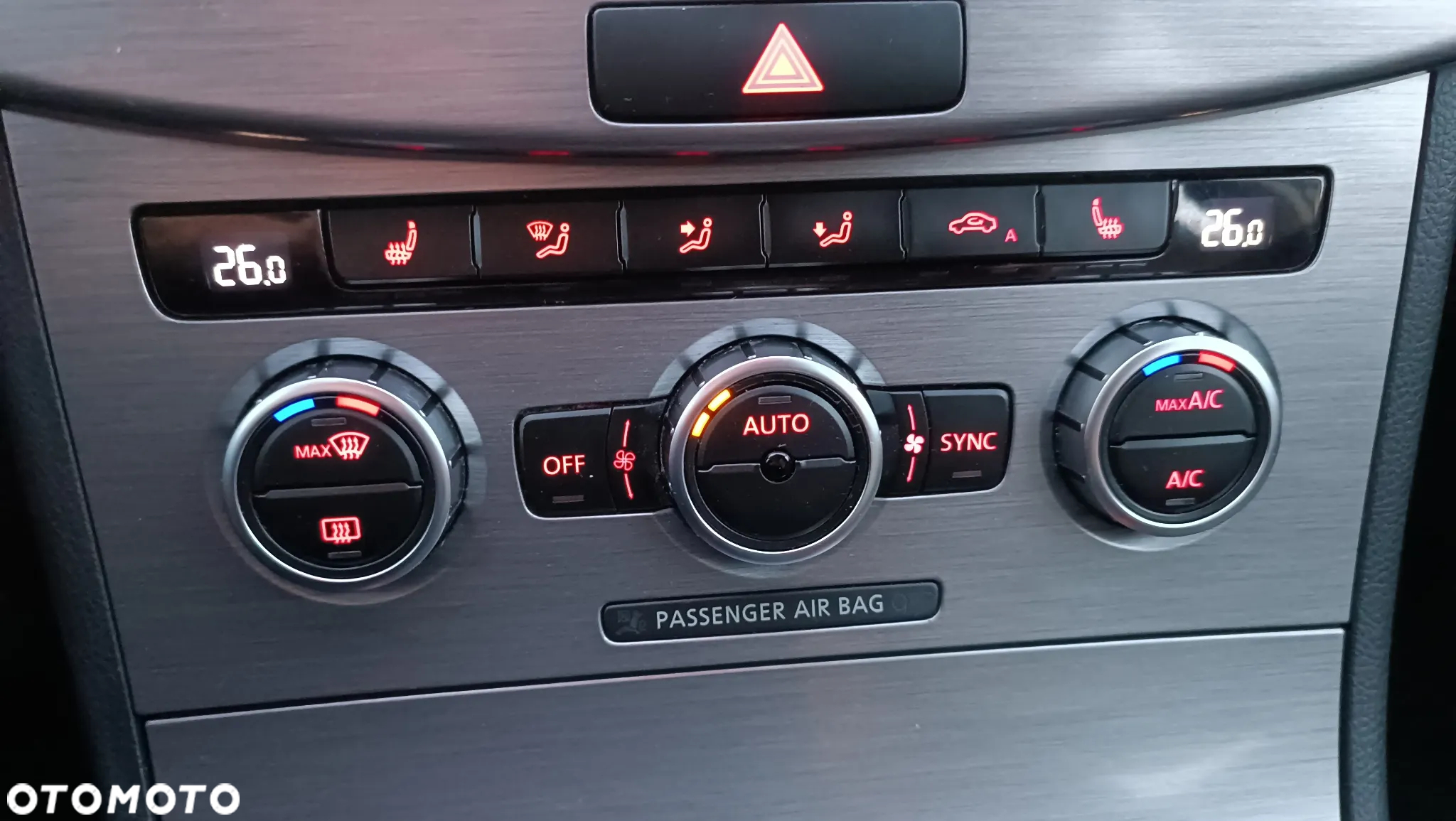 Volkswagen Passat 2.0 TDI Comfortline - 16