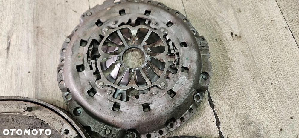 Sprzęgło koło dwumasowe tarcza docisk Audi A6 C6 2,0 TDI 103kW 140KM 2006r 415024410 - 2