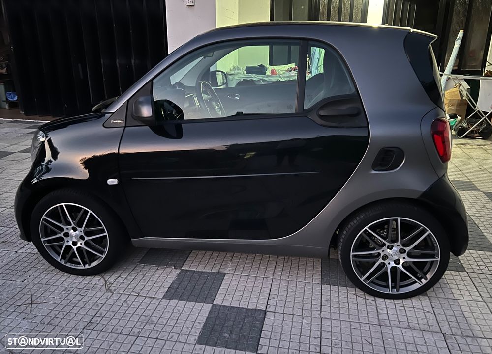 Smart Fortwo Coupé 0.9 Brabus Xclusive — fotografia 31