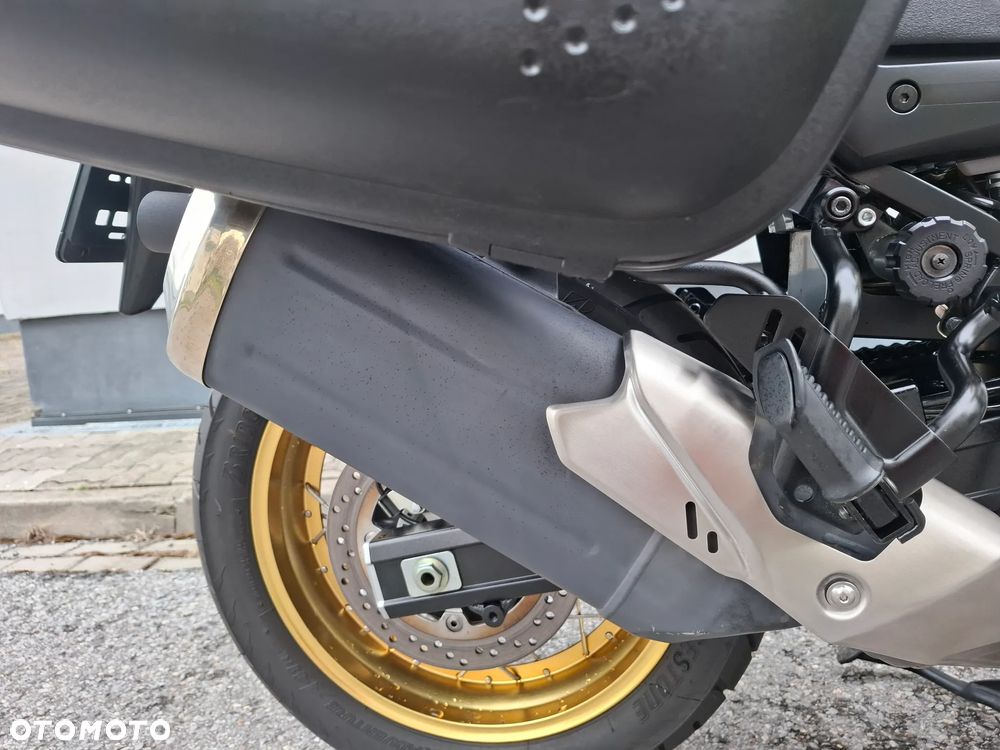 Suzuki DL - 17