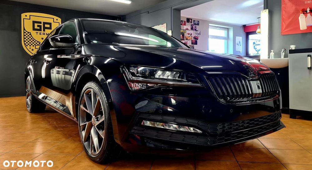 Skoda Superb 2.0 TDI SCR 4x4 Sportline DSG - 27