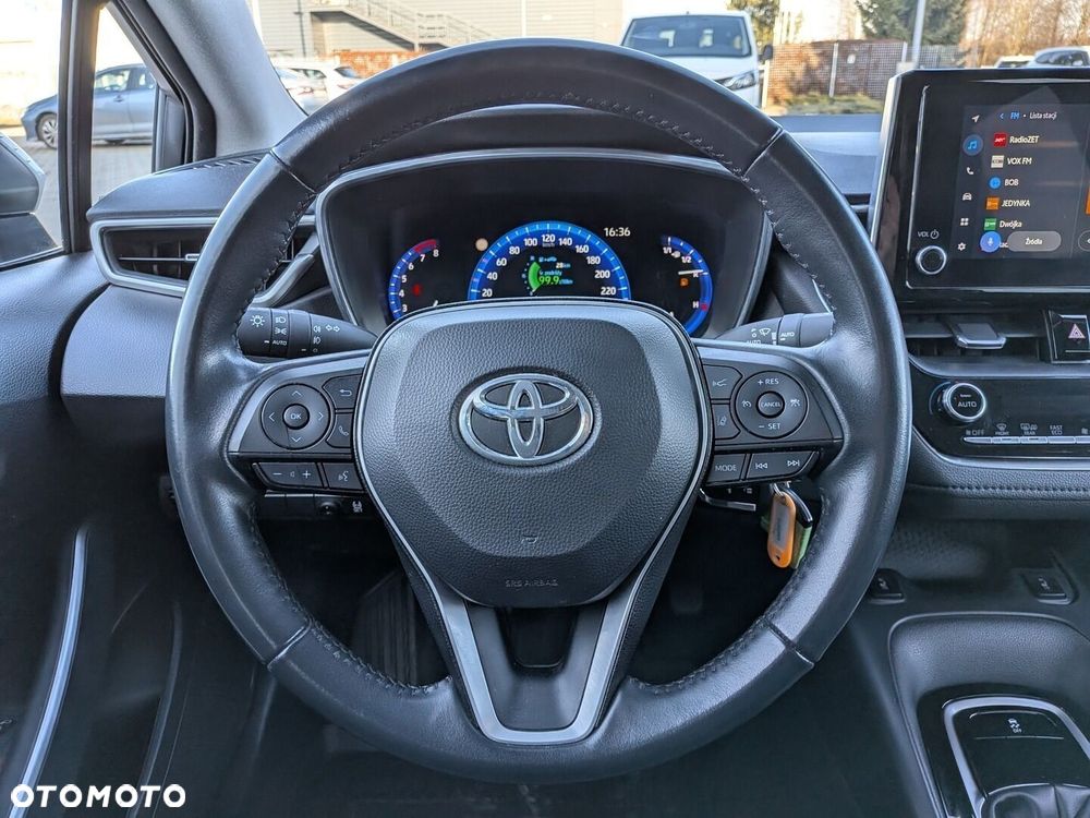 Toyota Corolla - 23