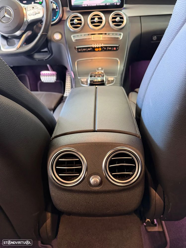 Mercedes-Benz C 300 de AMG Line - 21