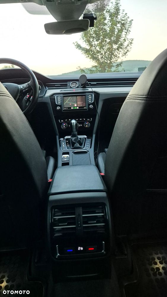 Volkswagen Passat 2.0 TDI BMT Highline DSG - 17
