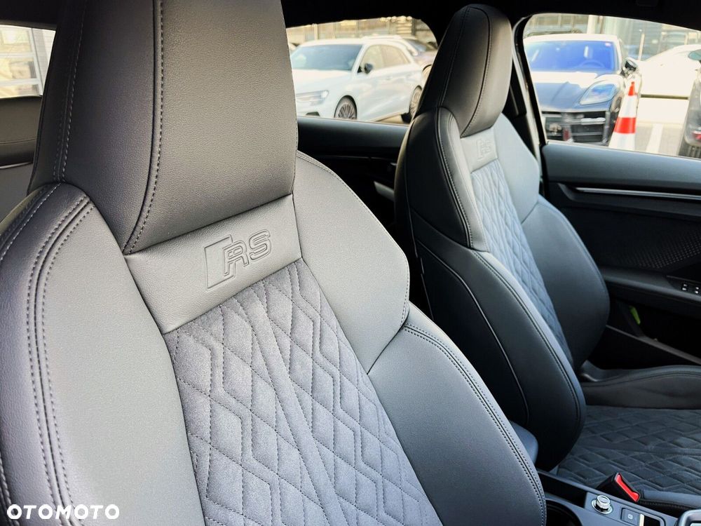 Audi RS3 Sportback - 19