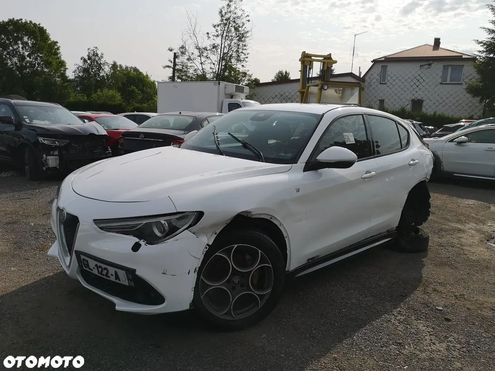 Alfa Romeo Stelvio 2.2 16V AT8 - 11