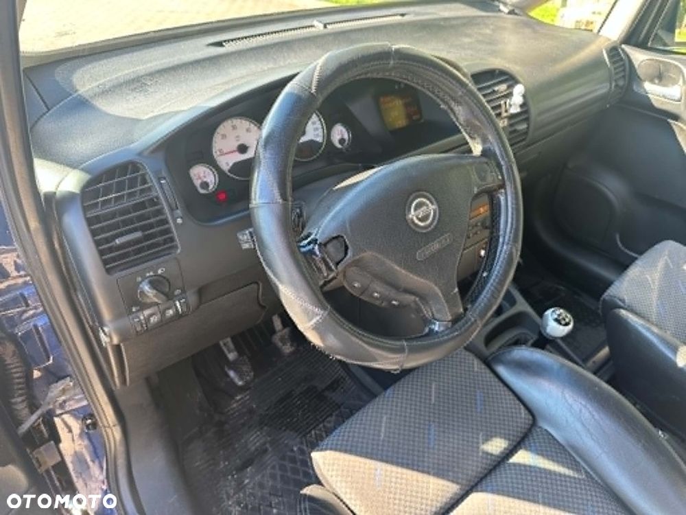 Opel Zafira - 7