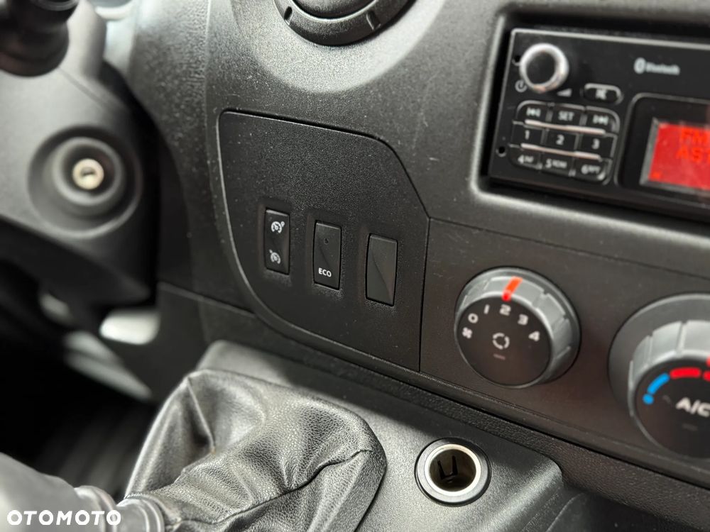Renault Master - 22