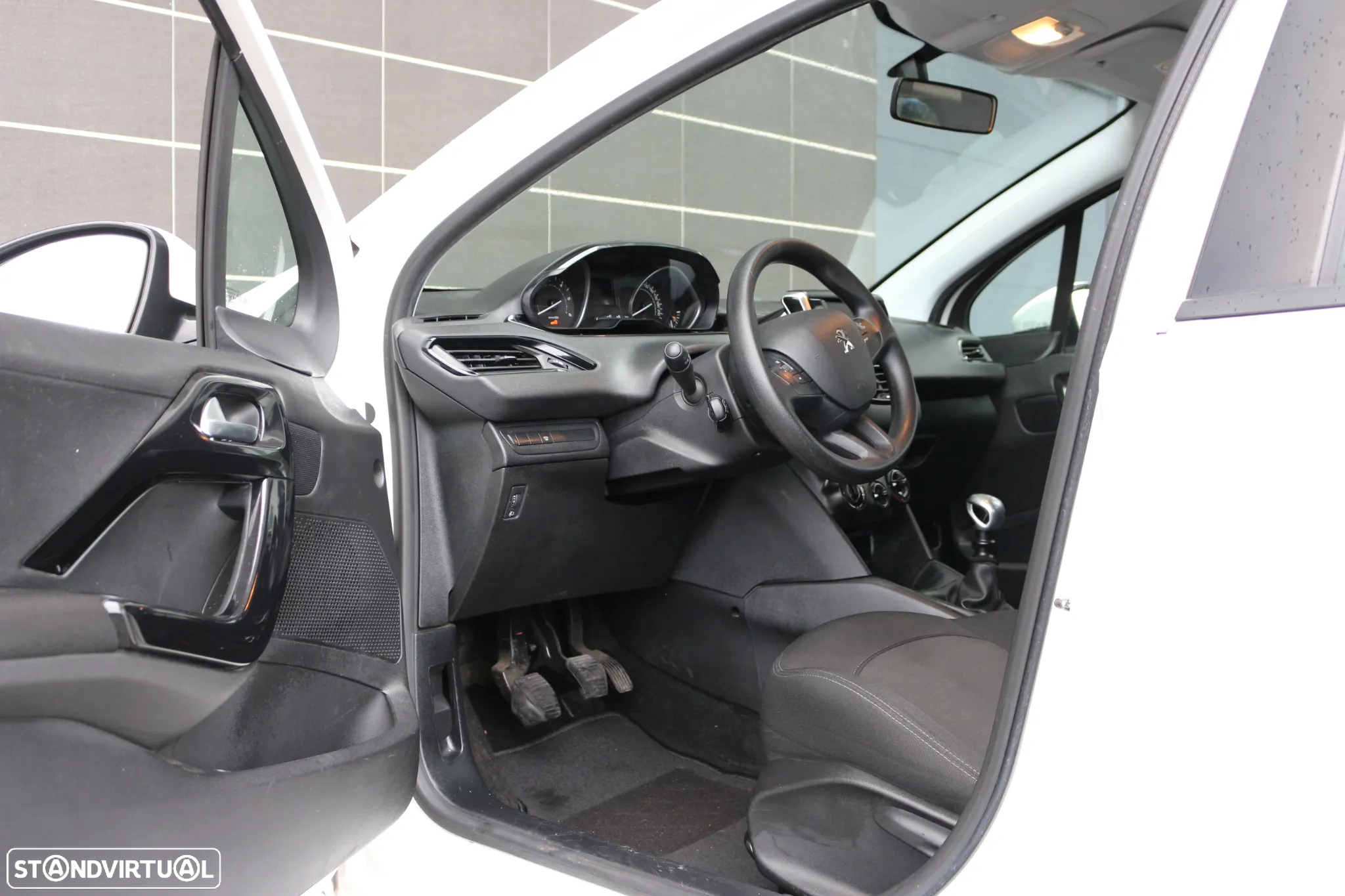 Peugeot 208 PREMIUM PACK 100CV - 11