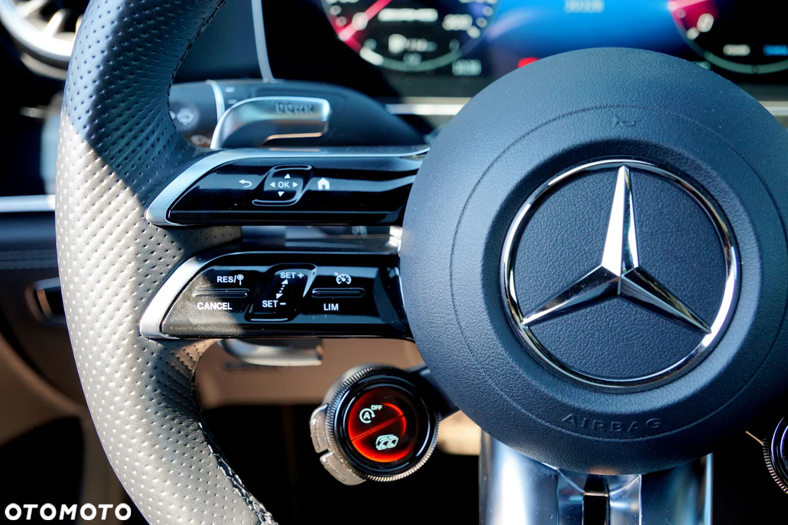 Mercedes-Benz AMG GT 43 4Matic+ Coupe 4D Speedshift TCT 9G - 31