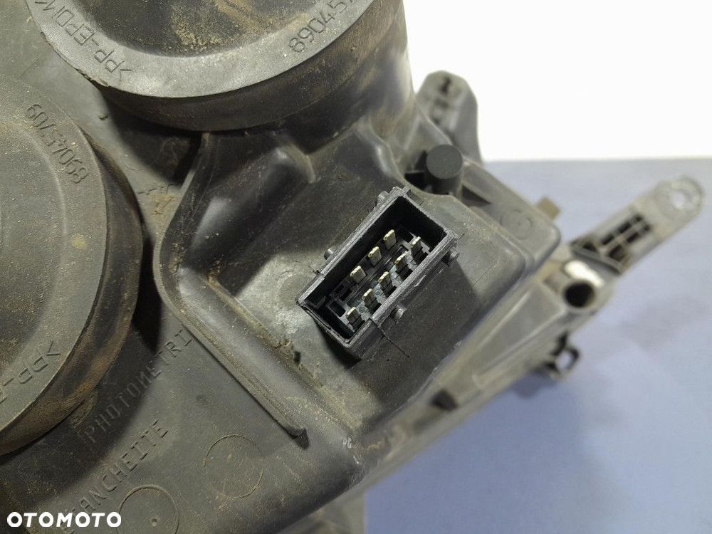 PEUGEOT EXPERT II REFLEKTOR LAMPA LEWA LEWY EU 89902605 - 9
