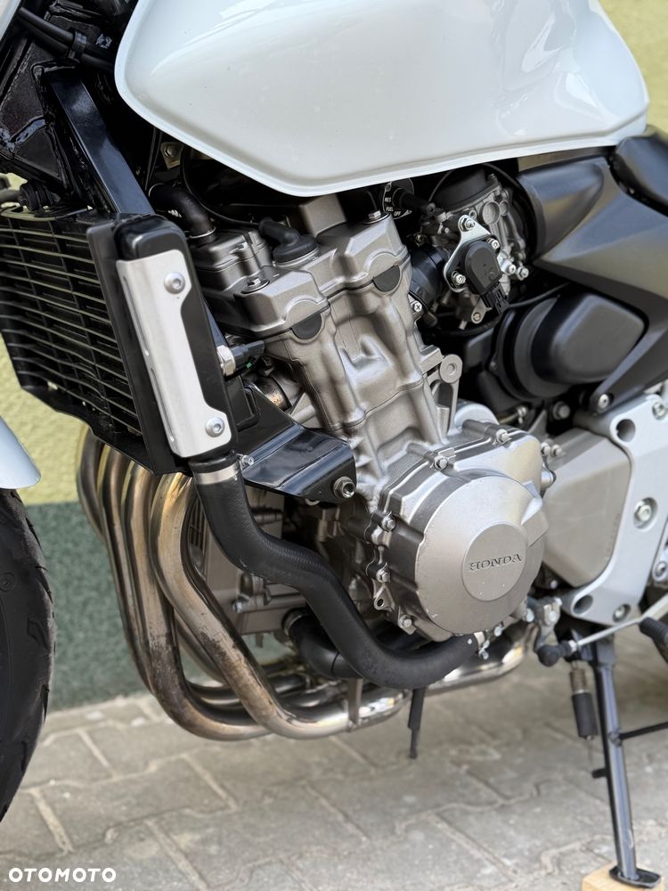 Honda Hornet - 31