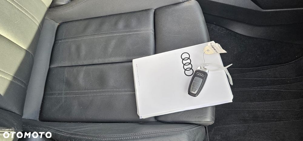 Audi A3 Sportback 1.4 TFSI E-tron Attraction e-S tronic - 14
