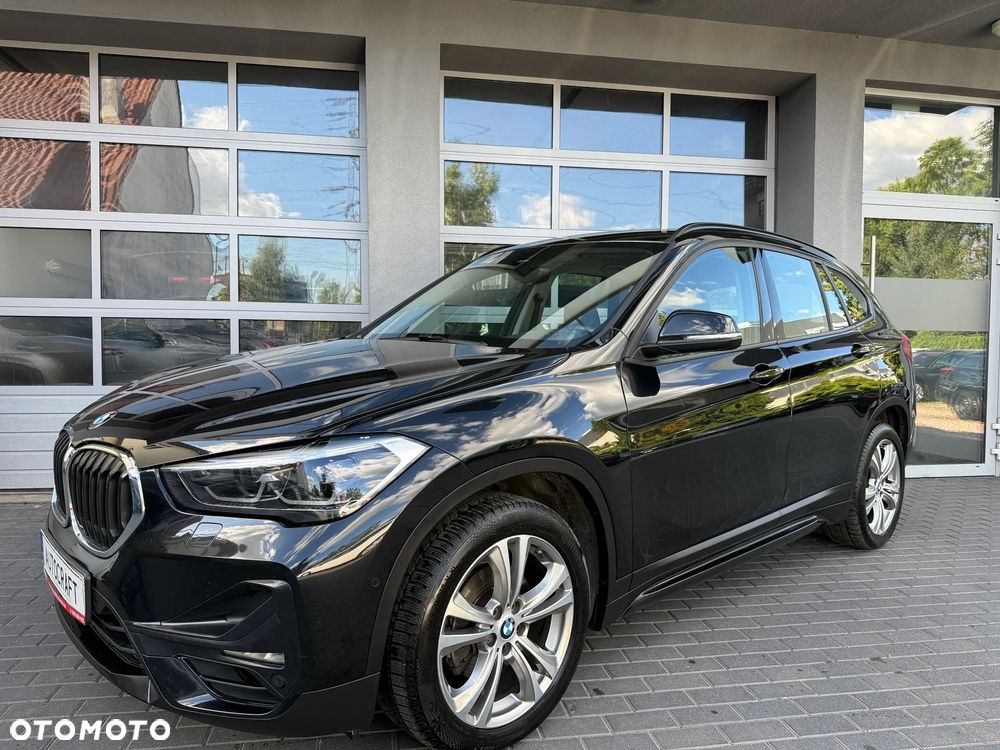 BMW X1 sDrive18i Sport Line - 3