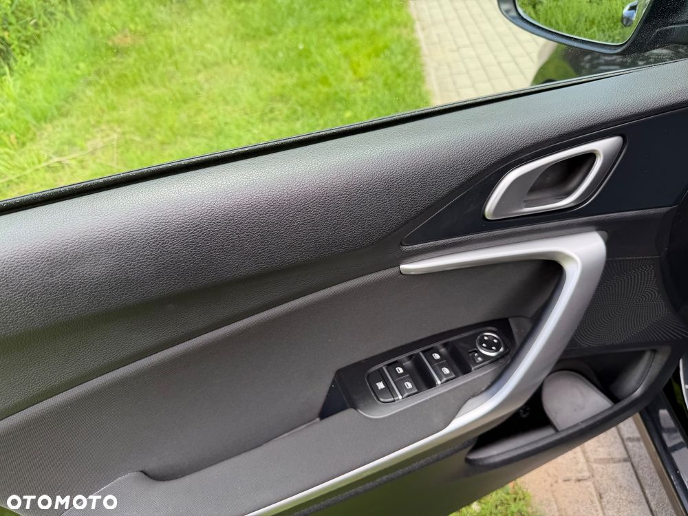 Kia Ceed 1.4 S - 23