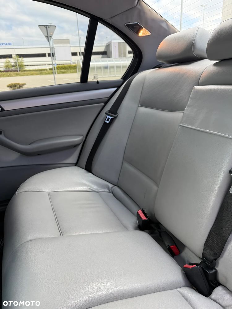 BMW Seria 3 - 13