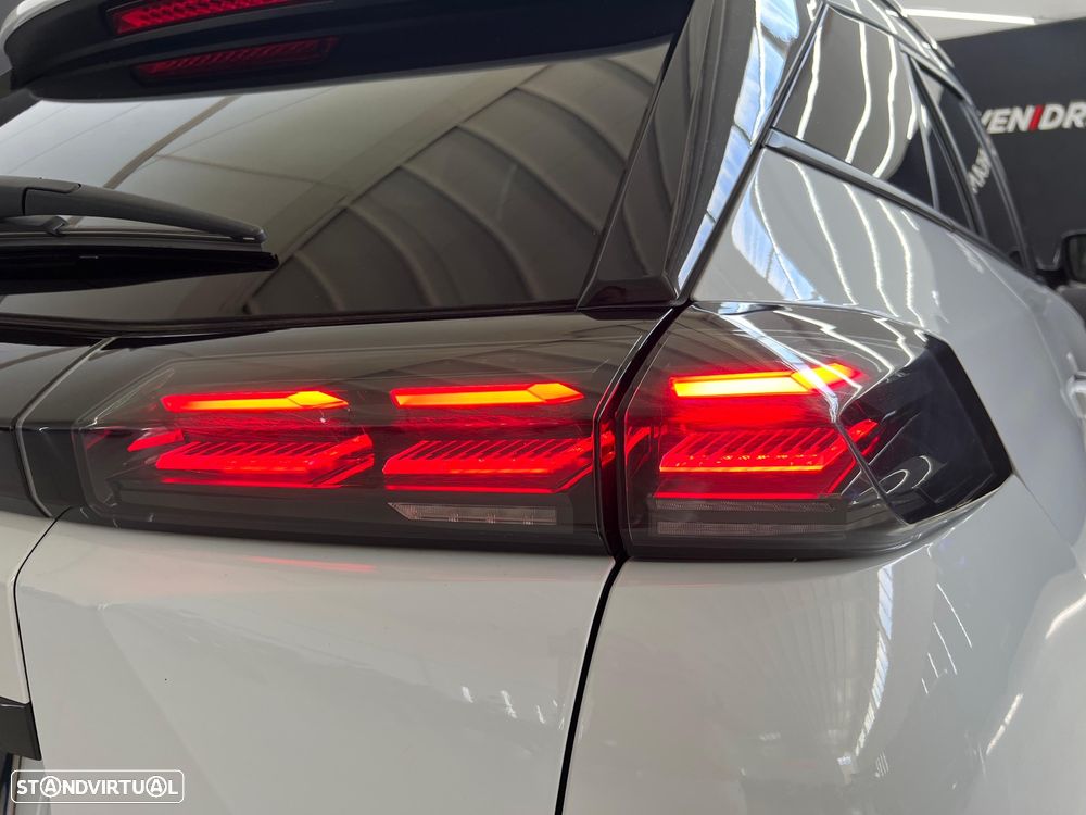 Peugeot 2008 1.2 PureTech Allure Pack EAT8 - 46