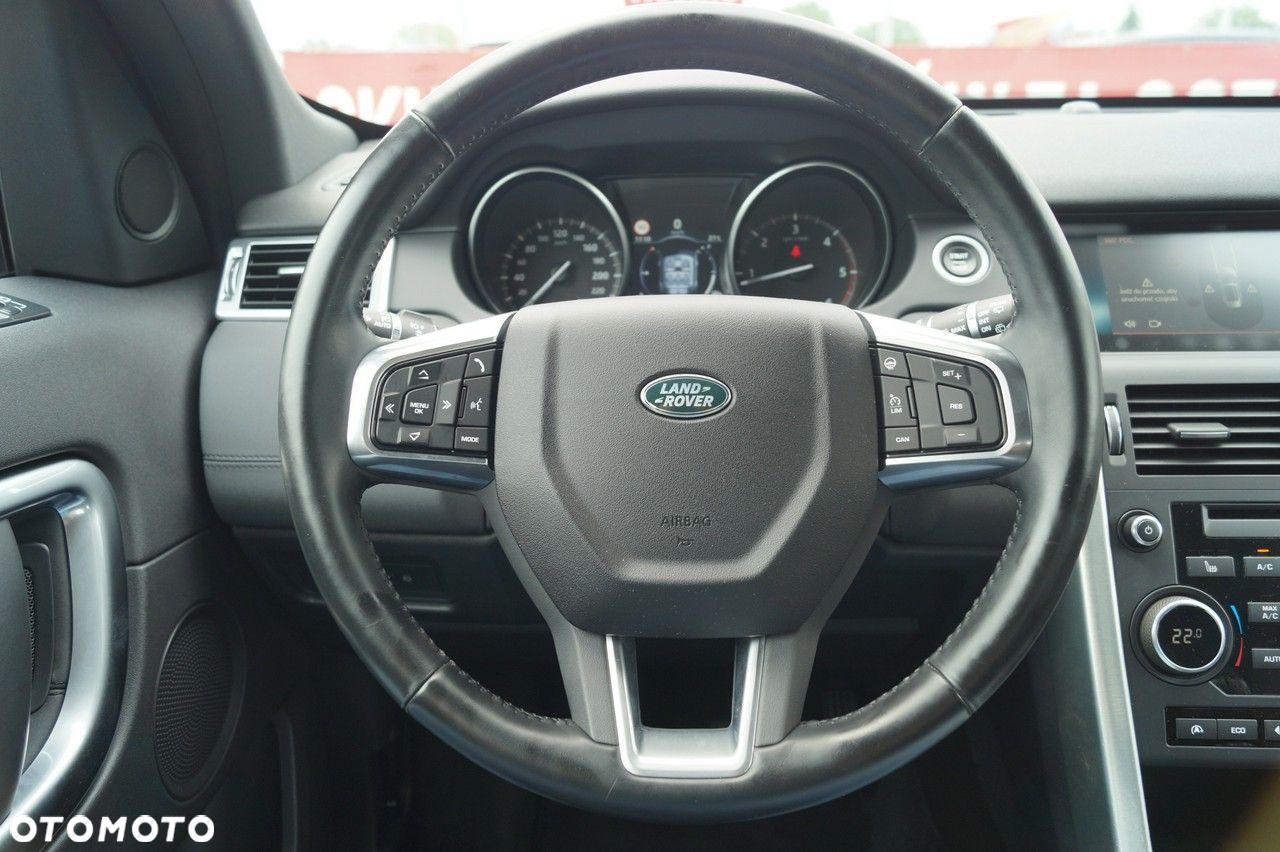 Land Rover Discovery Sport - 24