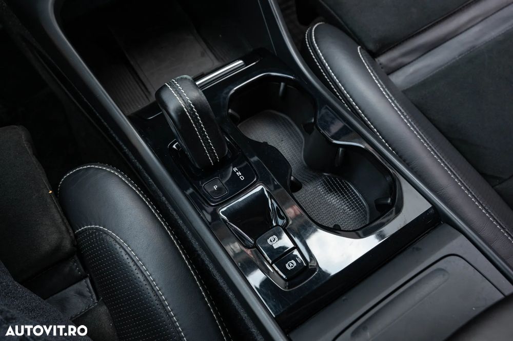 Volvo XC 40 D3 R-Design - 20