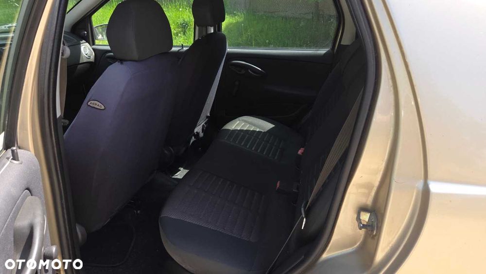 Fiat Punto - 7