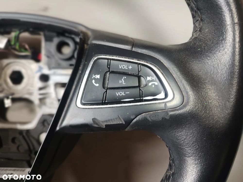 FORD FOCUS MK3 LIFT KIEROWNICA SKÓRA MULTIFUNKCJA - 7