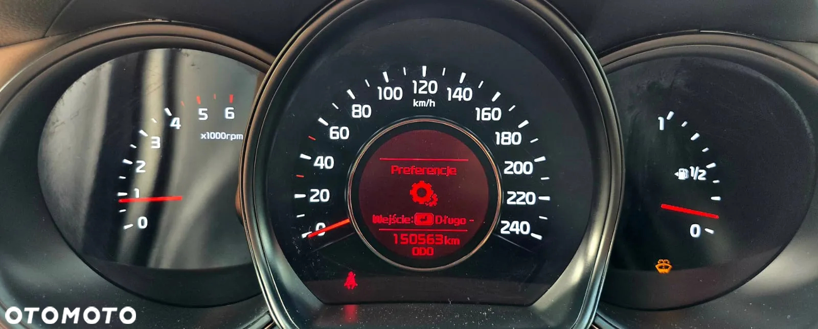 Kia Ceed 1.4 CRDi 90 Vision - 26