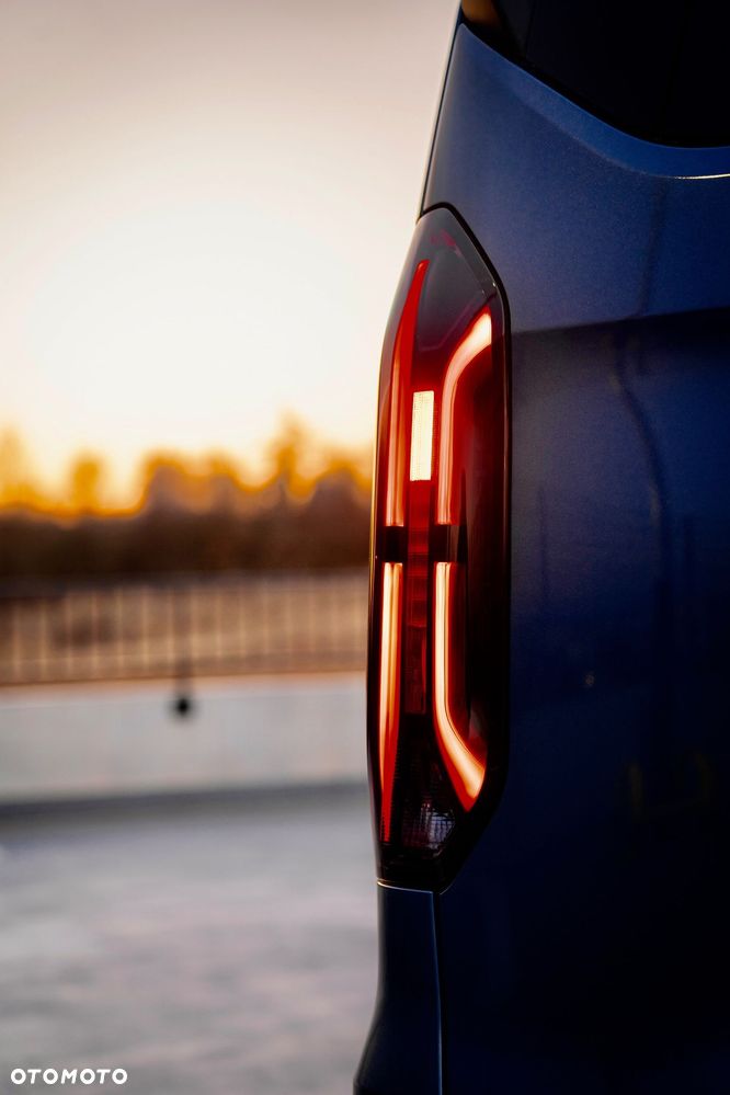 Ford Tourneo Custom 2.5 PHEV CVT 340 L1 Titanium X - 10