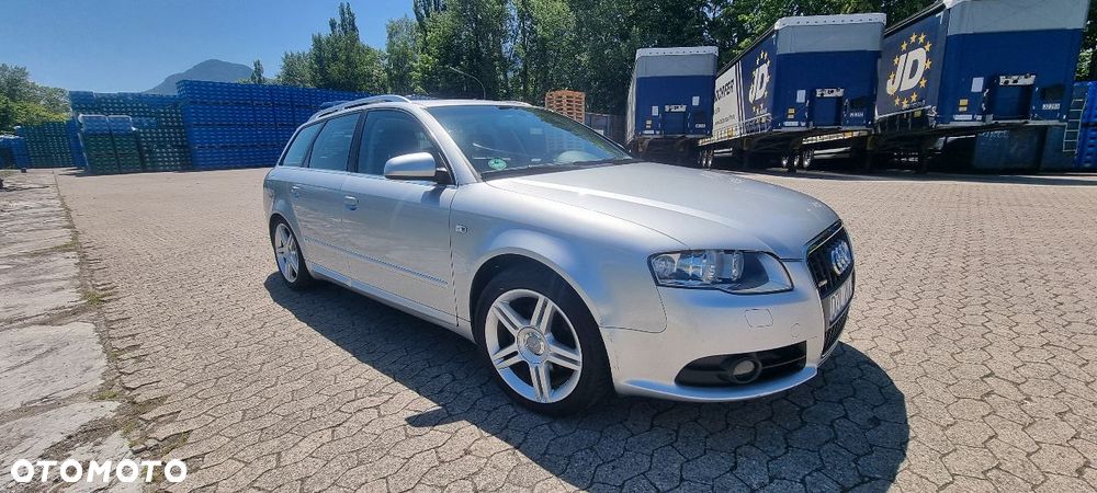 Audi A4 Avant 2.0 TDI DPF quattro - 1
