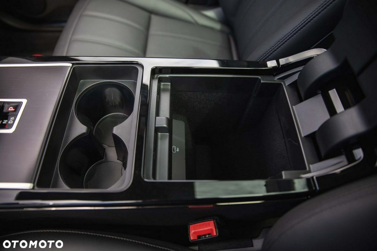 Land Rover Range Rover Evoque - 22