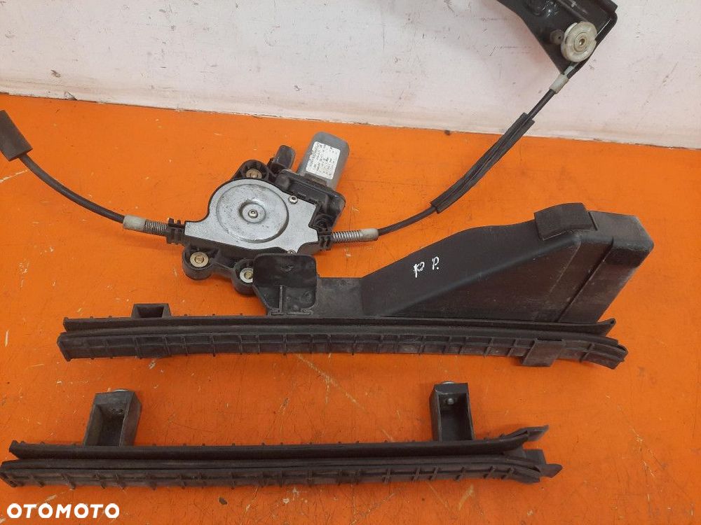 FIAT PANDA II 03-11 PODNOŚNIK SZYBY PRZÓD PRAWY PRZEDNI 46803651 187A1000 - 2