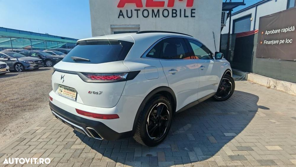 DS Automobiles DS 7 Crossback - 11