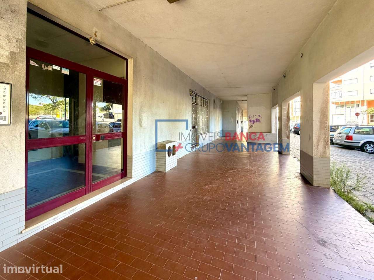 Apartamento T2 com 84m2 em Algueirão-Mem Martins - Grande imagem: 3/19